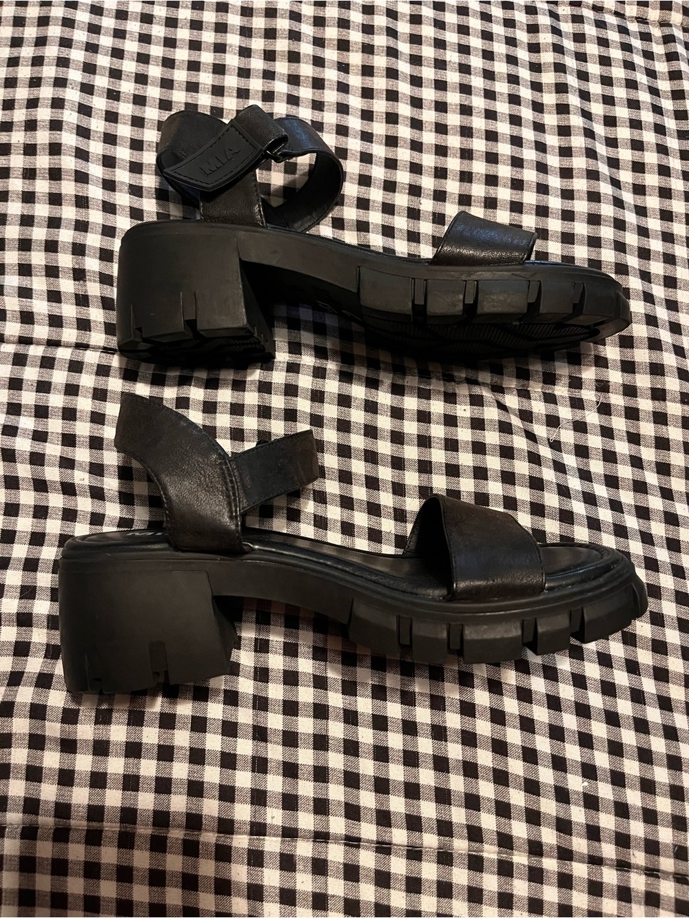 Women's Black Chunky Lug-Sole Sandals with Ankle Strap